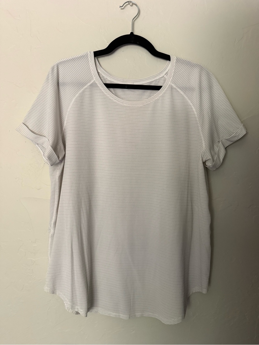 lululemon athletica White Short Sleeve Crew Tee with split hem back